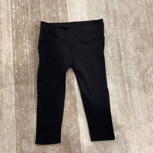 Lululemon Black Capris
